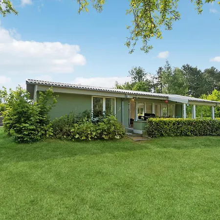 Holiday home Lovely In With Sauna