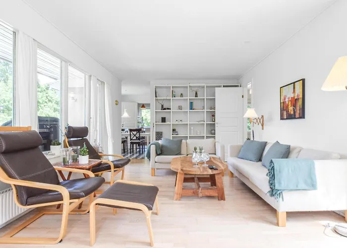 Lovely In With Sauna Ferienhaus *