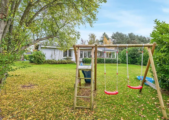 Semesterbostad Lovely In With Sauna Tranekær