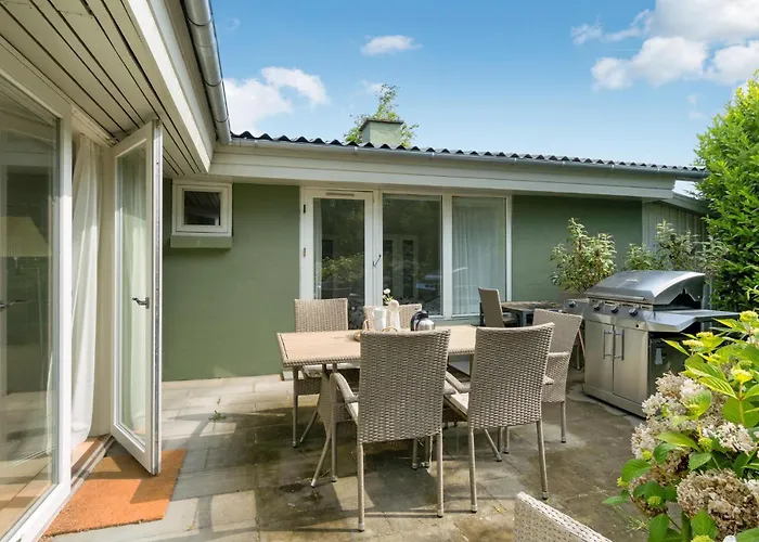 Ferienhaus Lovely In With Sauna Tranekær